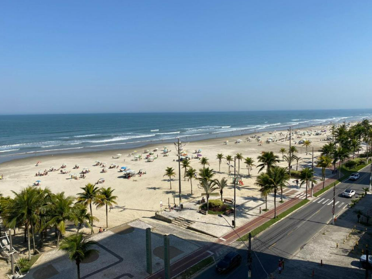 Apartamento na Praia Grande — Praia da Aviação